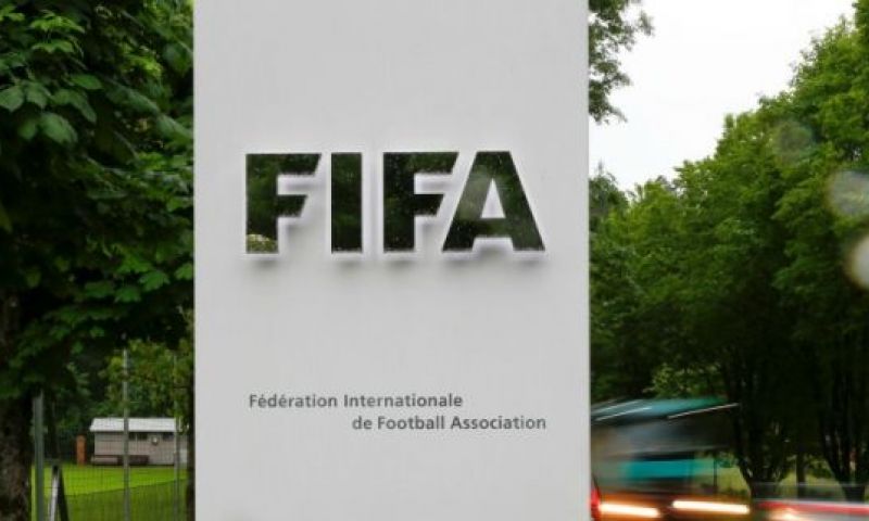 Meerderheid Kamer steunt WK 2022-motie: 'Géén premier of koning naar Qatar' Afbeelding: Meerderheid Kamer steunt WK 2022-motie: 'Géén premier of koning naar Qatar'