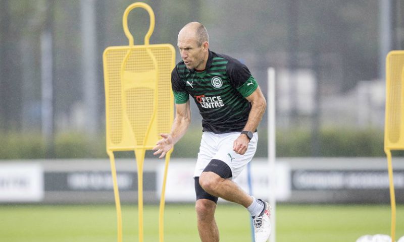 Weer kleine stap voorwaarts voor Robben: 'Ging hij slidings maken bij de rondo' Afbeelding: Weer kleine stap voorwaarts voor Robben: 'Ging hij slidings maken bij de rondo'