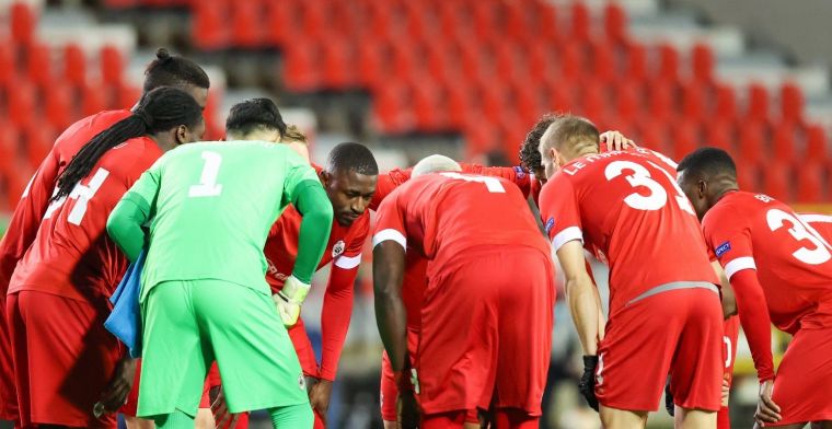 Mooi gebaar van aan Bosuilstadion: Antwerp eert overleden Loes (7)