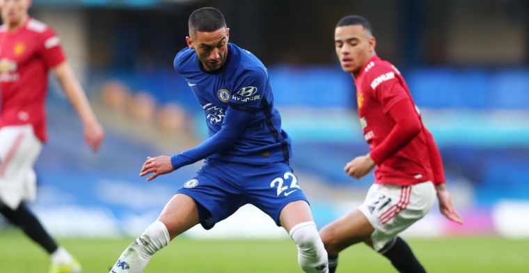 Ziyech aangepakt in Engeland: 'Verrassend genoeg mocht hij lang blijven staan'