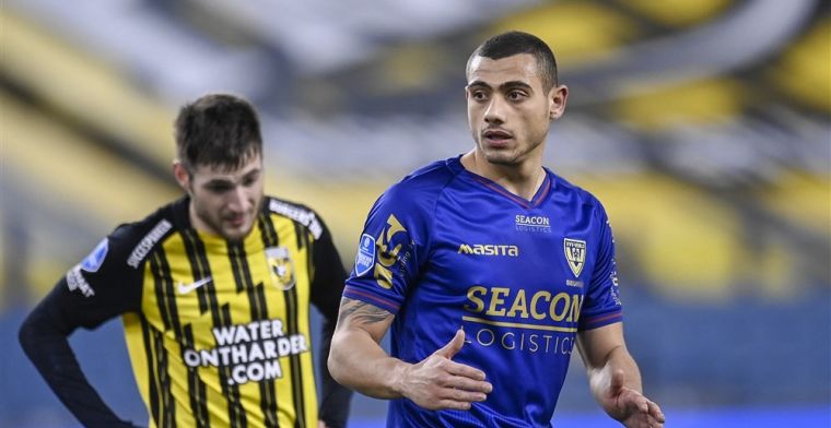 Griekenland volgt wonderseizoen Giakoumakis: 'Wellicht naar PSV of Feyenoord'