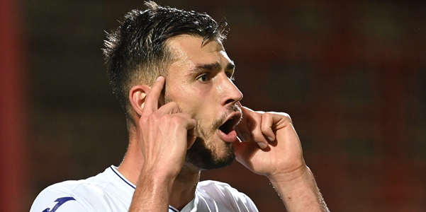 Miazga mocht eindelijk weer starten bij RSCA: Ik wil deze ploeg helpen