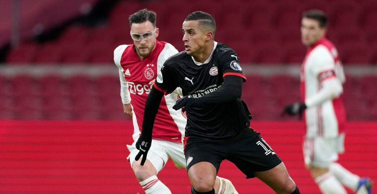Ten Hag pareert vragen van Driessen: 'Hoop dat Ihattaren bij zinnen komt'