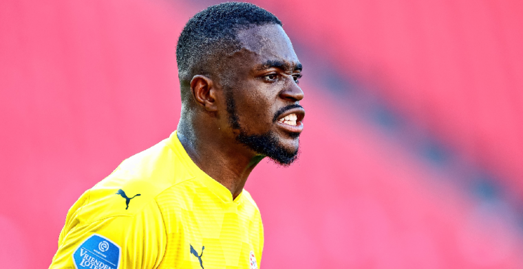 'PSV zou doelman Mvogo na één seizoen alweer kwijt kunnen raken'