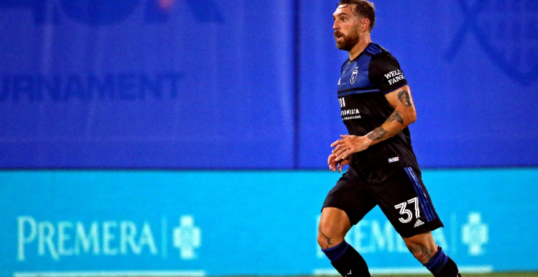 Vitesse-held Kashia heeft een nieuwe club en tekent voor één seizoen