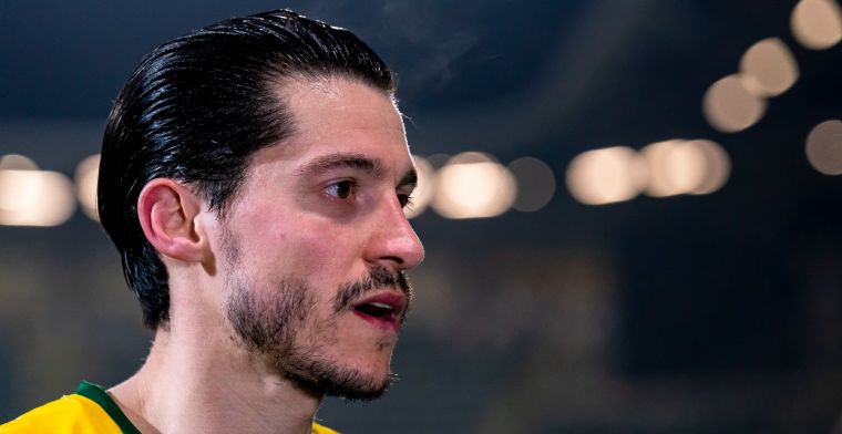 Vejinovic door het stof na 'dramatische k*tbal', Brood reageert: 'Ja, mag ook wel'