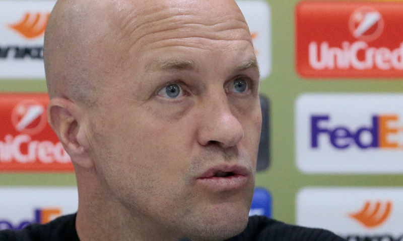 Cruijff wijst naar FC Barcelona en Shenzhen FC: 'Contractbreuk als ik nu vertrek' Afbeelding: Cruijff wijst naar FC Barcelona en Shenzhen FC: 'Contractbreuk als ik nu vertrek'