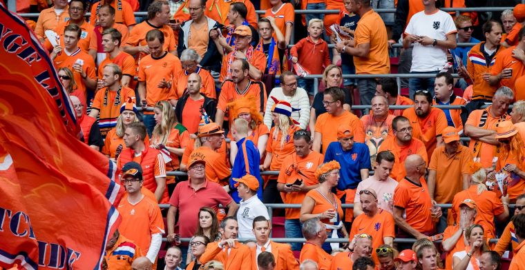 Slag om arm voor fans bij Nederland-Letland: 'Dan lijkt me ...