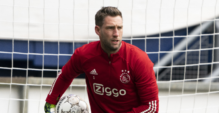 Stekelenburg raakt geblesseerd in warming-up Ajax en kan niet spelen