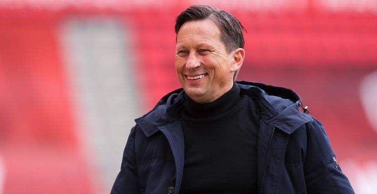 Schmidt ontvouwt PSV-plan: 'Als hij basisspeler wordt, kan hij een leider worden'