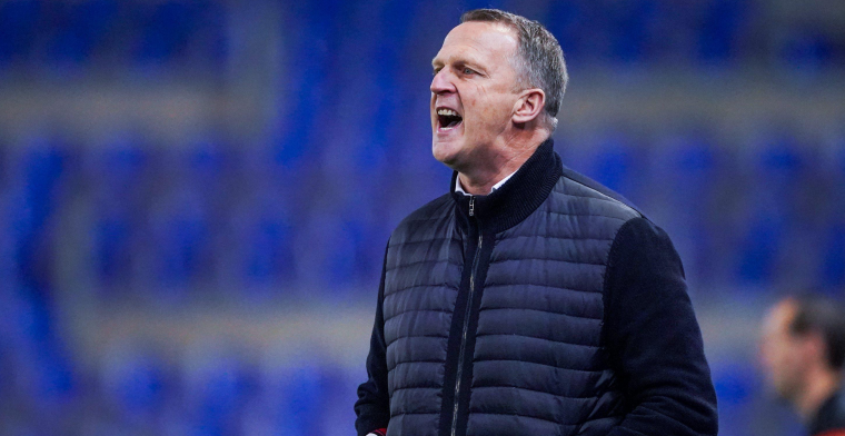Van den Brom voor Limburgse derby: “KRC Genk heeft nog niks in handen”