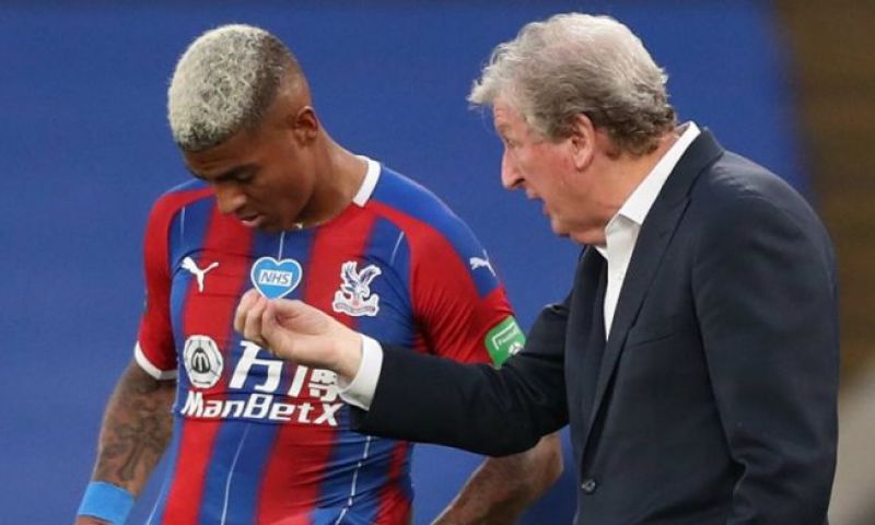 Van Aanholt houdt kaarten tegen borst na vraag over terugkeer: 'Ik weet het niet' Afbeelding: Van Aanholt houdt kaarten tegen borst na vraag over terugkeer: 'Ik weet het niet'