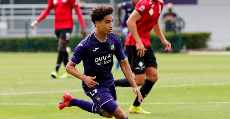 Anderlecht toont zich te sterk voor stadsrivaal RWDM in Brusselse oefenderby