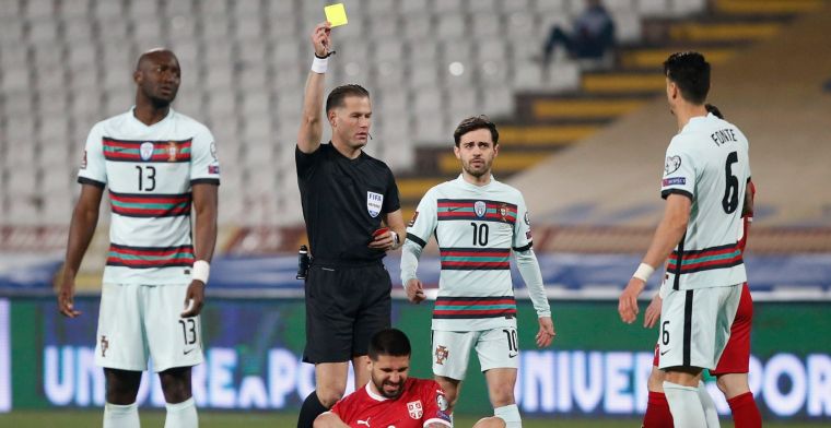 Nederlandse ref zet assistent aan de deur na Ronaldo-incident: Vertrouwen is weg