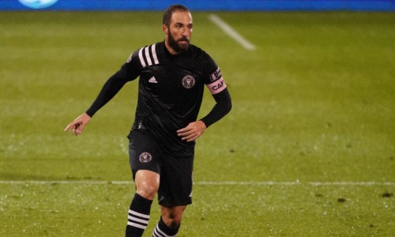 Higuain voor het eerst écht blij: 'Kan het niet beschrijven, geweldig gevoel' Afbeelding: Higuain voor het eerst écht blij: 'Kan het niet beschrijven, geweldig gevoel'