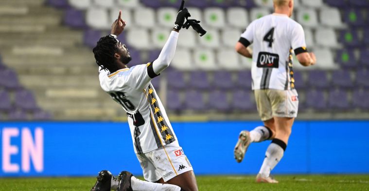 Nicholson (Charleroi) praat over keuzes: “Leven als gangster of voetballer”