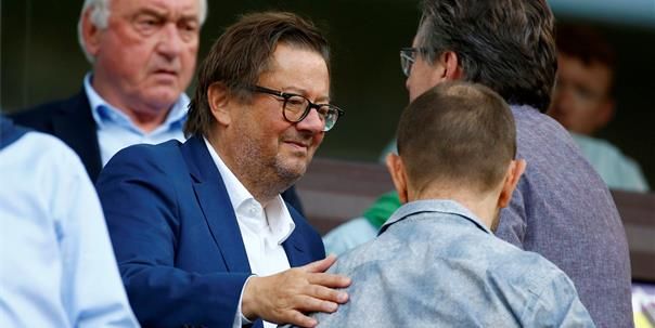 Licentiecommissie plaatst 16(!) clubs onder financieel toezicht: Een wake-upcall