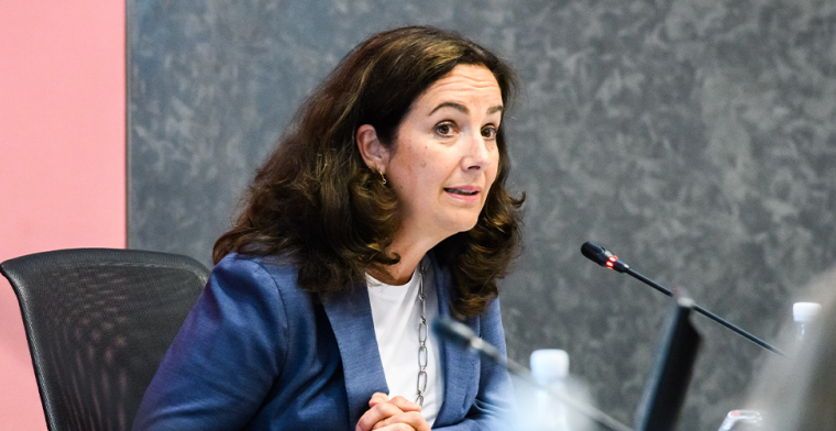 Halsema trekt lessen uit Ajax-bijeenkomsten: 'Er wordt op excessen gehandhaafd'