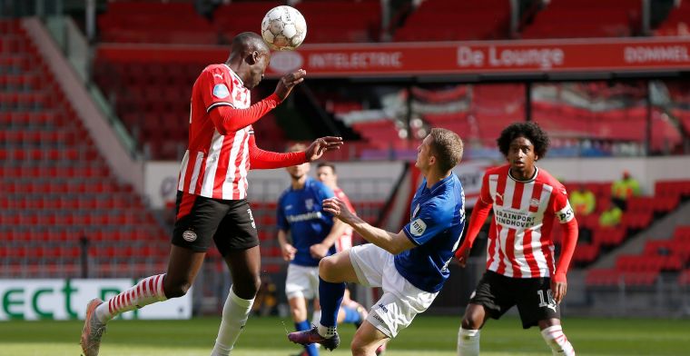 Strijd om plek twee bereikt kookpunt: PSV verslikt zich in Heerenveen