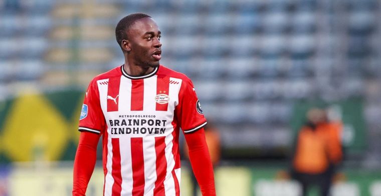 Schmidt en PSV denken na over Teze: 'Kijken waar hij zich beste kan ontwikkelen'