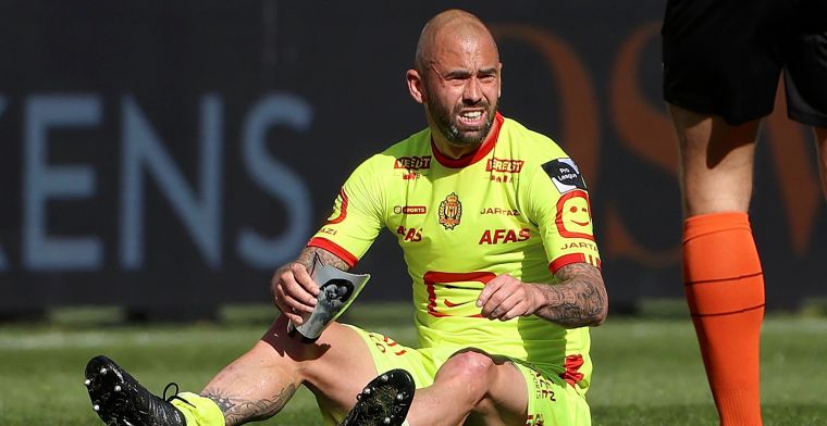 Pech voor Defour: middenvelder blesseert zich tijdens afscheidstournée