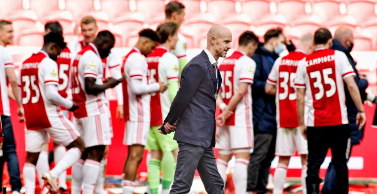 Ten Hag spreekt van tussenjaar bij Ajax: 'Dat overkomt een ervaren speler niet'