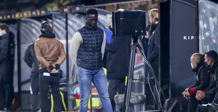 'Standard hakt grote knopen door, drie spelers naar de B-kern'