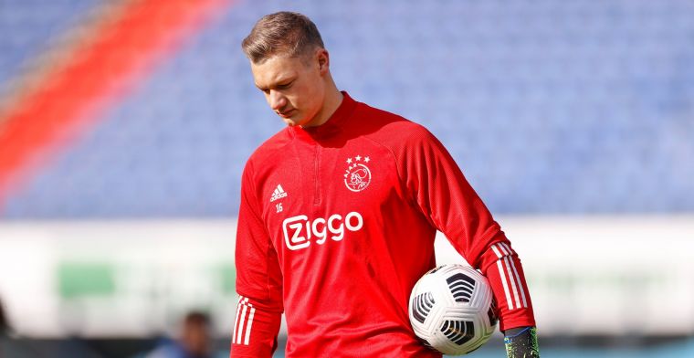 Ajax gaat Scherpen verhuren, doelman ziet optie: 'Voorwaarde dat ze erin blijven'
