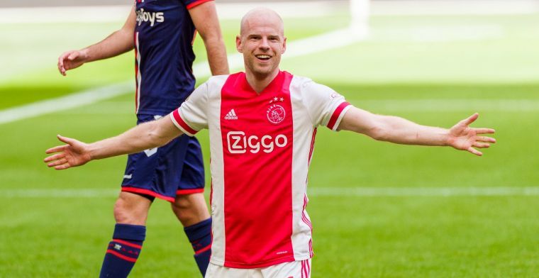 Ten Hag lovend: 'Sluit niet uit dat hij nog een keer een mooie transfer maakt'