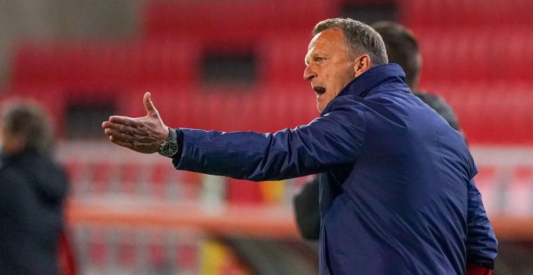 Van den Brom en Kompany maken selectie bekend voor duel in Champions Play Offs