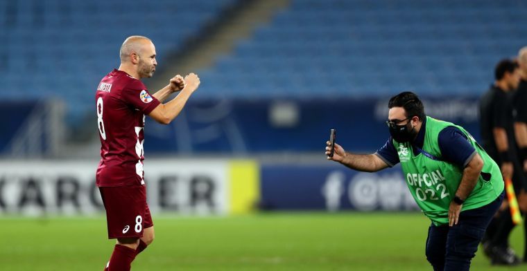 Iniesta krijgt er geen genoeg van en verlengt contract in Japan op verjaardag