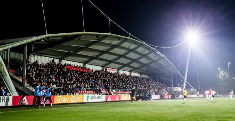 'Ajax troeft Nederlandse topclubs af: veertienjarig talent komt naar Amsterdam'