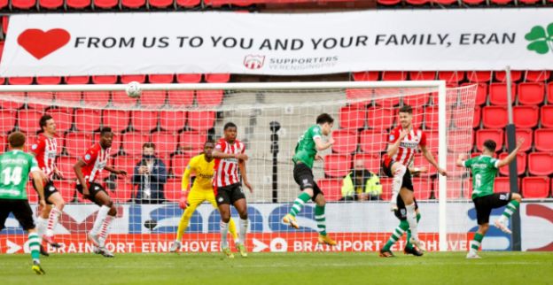 Eran Zahavi is niet van plan om zich weg te laten jagen na de geruchtmakende overval op zijn gezin :. #PSV