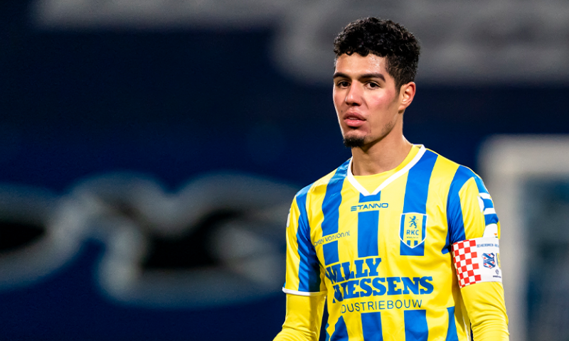 'Nieuws uit Roemenië: RKC-captain Tahiri tekent bij Roemeense landskampioen' Afbeelding: 'Nieuws uit Roemenië: RKC-captain Tahiri tekent bij Roemeense landskampioen'
