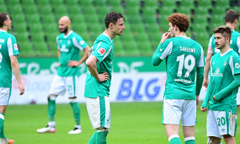 Werder Bremen degradeert voor het eerst sinds 1980 uit de Bundesliga Afbeelding: Werder Bremen degradeert voor het eerst sinds 1980 uit de Bundesliga
