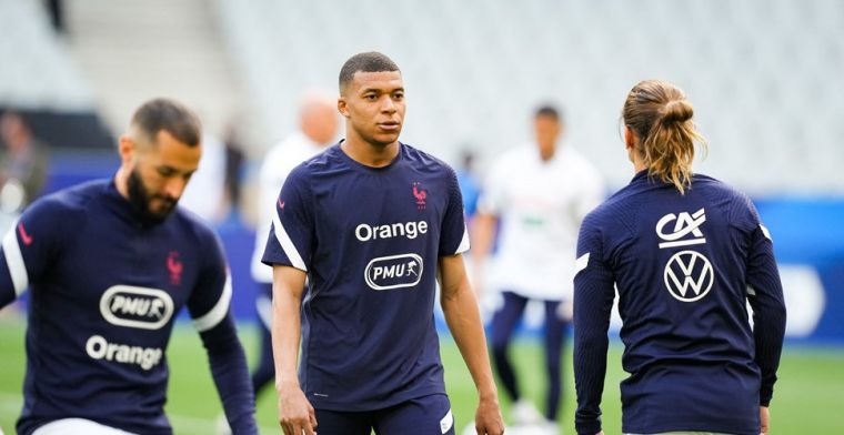 Pogba ontkent Franse rel, maar nieuwe beelden Mbappé helpen zijn zaak niet