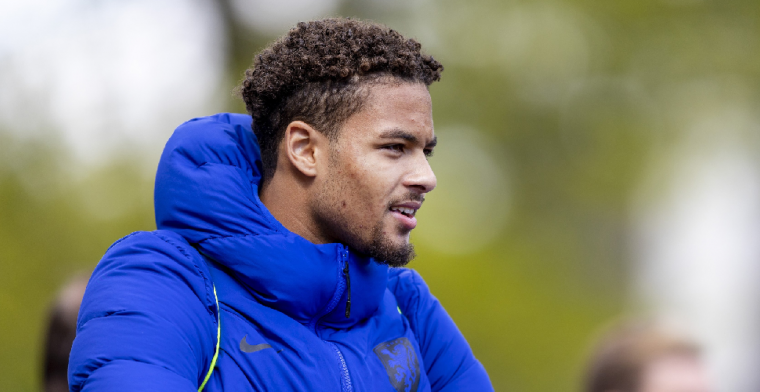 Onbegrip over passeren Rensch: 'Zijn Ajax-clubgenoten spelen zich in Oranje-basis'