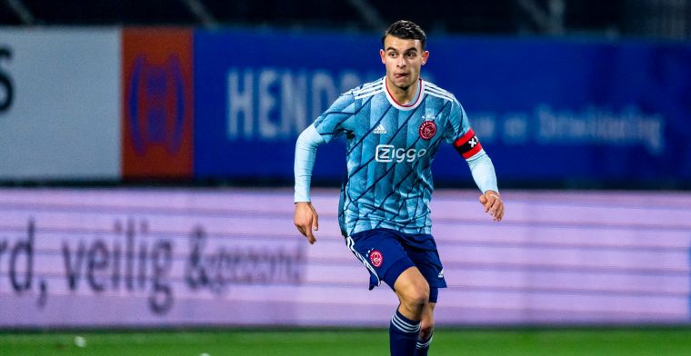 'Ik vind het wel jammer dat ik nog niet mijn debuut voor Ajax heb kunnen maken'