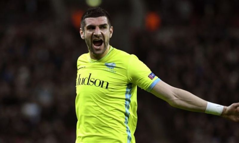 'Mitrovic (ex-KAA Gent) mag vertrekken, lucratieve deal in zicht' Afbeelding: 'Mitrovic (ex-KAA Gent) mag vertrekken, lucratieve deal in zicht'
