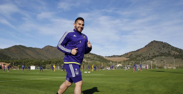 OFFICIEEL: Alvarez (ex-Anderlecht) vindt eindelijk een nieuwe club