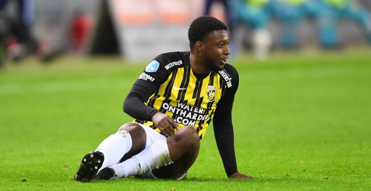 'Bazoer 'overvallen' door Hiddink en Kluivert: uitnodiging valt volledig verkeerd'