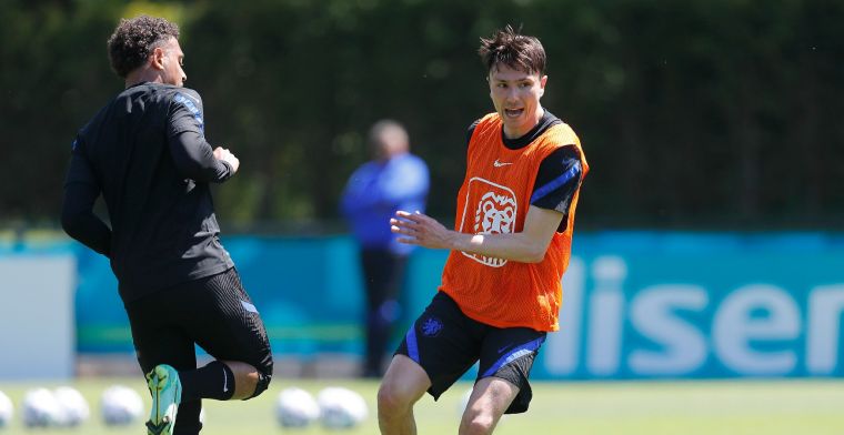 Driessen voorziet Ajax-doorverkoop Berghuis: 'Natuurlijk in vooruitzicht gesteld'