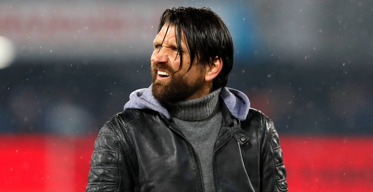 Bizarre berichten uit Denemarken: Hyballa zorgt voor 'chaos', spelers in opstand
