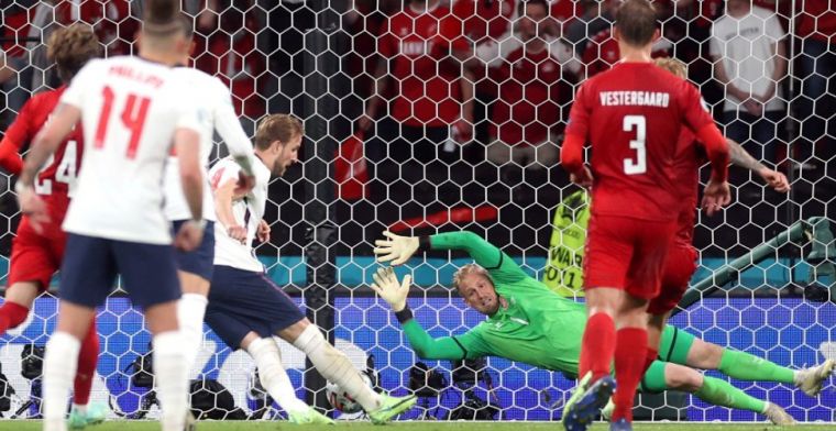 UEFA bestraft FA: Engelsen komen weg met boete na laserpen-incident