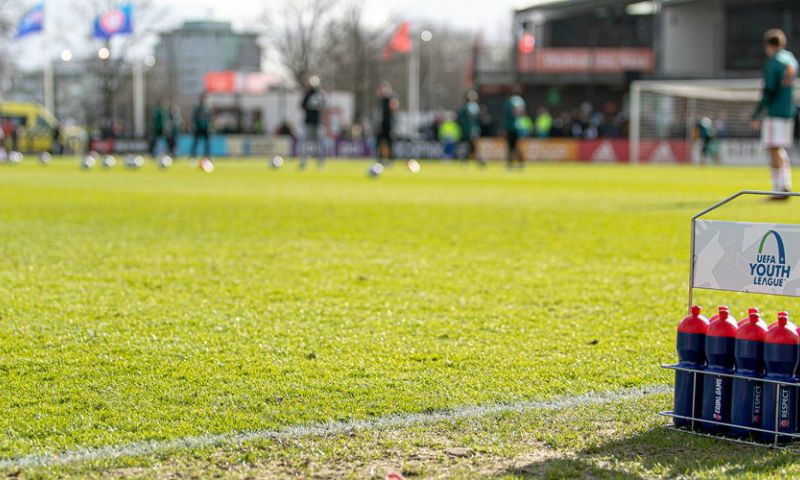 Ajax wint strijd van Feyenoord en Turkse clubs: 'Ze kwamen naar trainingen kijken' Afbeelding: Ajax wint strijd van Feyenoord en Turkse clubs: 'Ze kwamen naar trainingen kijken'