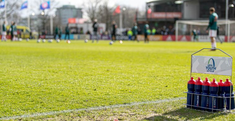 Ajax wint strijd van Feyenoord en Turkse clubs: 'Ze kwamen naar trainingen kijken'