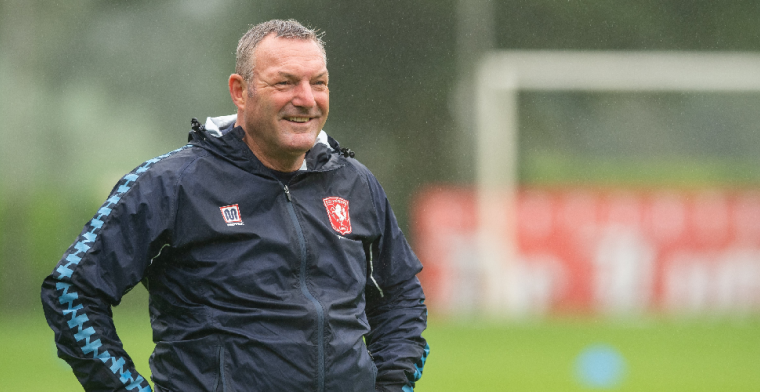 Jans verwacht meer FC Twente-versterkingen en gaat in op Ekkelenkamp-situatie