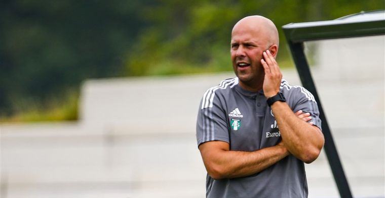Slot laat opstelling vrijwel intact voor oefenduel, één afwezige bij Feyenoord