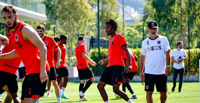 'Transfers van Kluivert en Stengs zorgen voor spanningen bij OGC Nice'