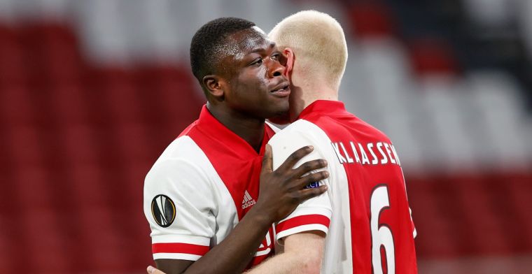 Brobbey kreeg bezoek in Amsterdam: 'Vlammende toespraken, verstand van voetbal'